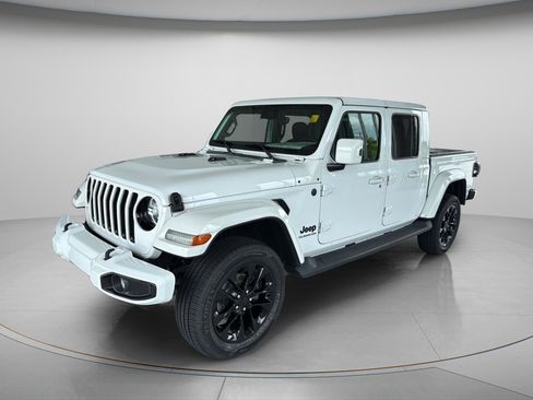 Used 2021 Jeep Gladiator Overland AWD/4WD image 9