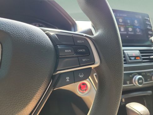 Used 2019 Honda Accord EX image 19