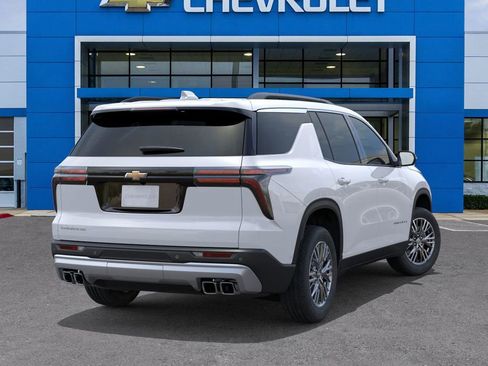 New 2026 Chevrolet Traverse LT image 4