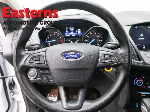 Used 2019 Ford Escape SE FWD image 10