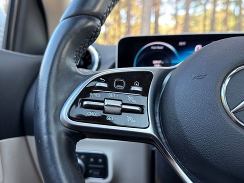 Used 2021 Mercedes-Benz GLA 250 4MATIC image 24