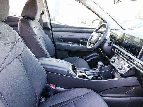 New 2026 Hyundai Tucson SE FWD image 18