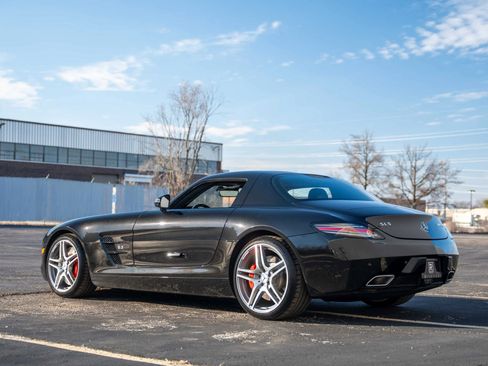 Used 2013 Mercedes-Benz SLS AMG GT Coupe image 11
