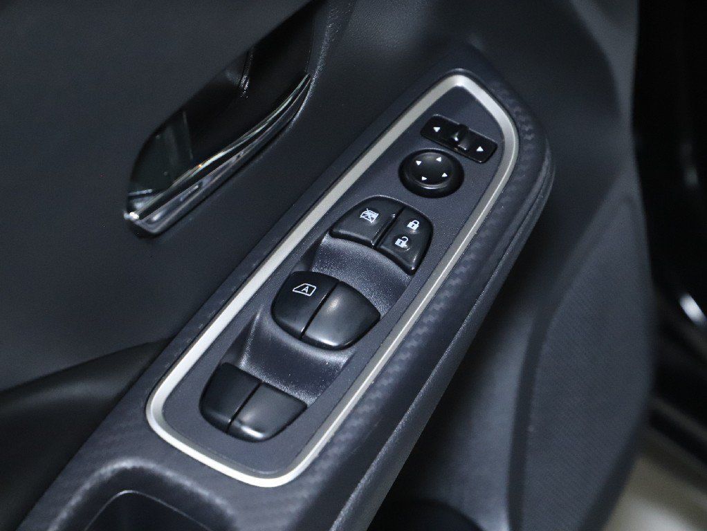 Certified 2024 Nissan Versa SR w/ Trunk Package FWD image 16
