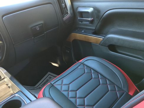 Used 2016 Chevrolet Silverado 1500 LTZ w/ Sport Package image 44