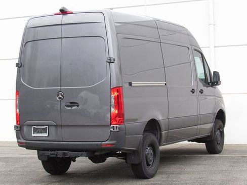Used 2022 Mercedes-Benz Sprinter 144 Cargo image 6