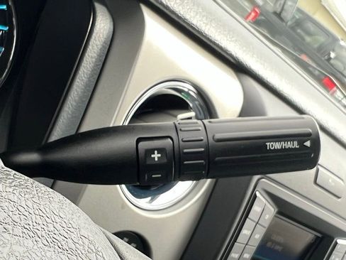 Used 2014 Ford F150 XLT w/ XLT Chrome Package image 32