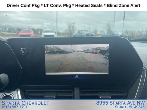 Used 2025 Chevrolet Trax LT w/ Driver Confidence Package FWD image 15