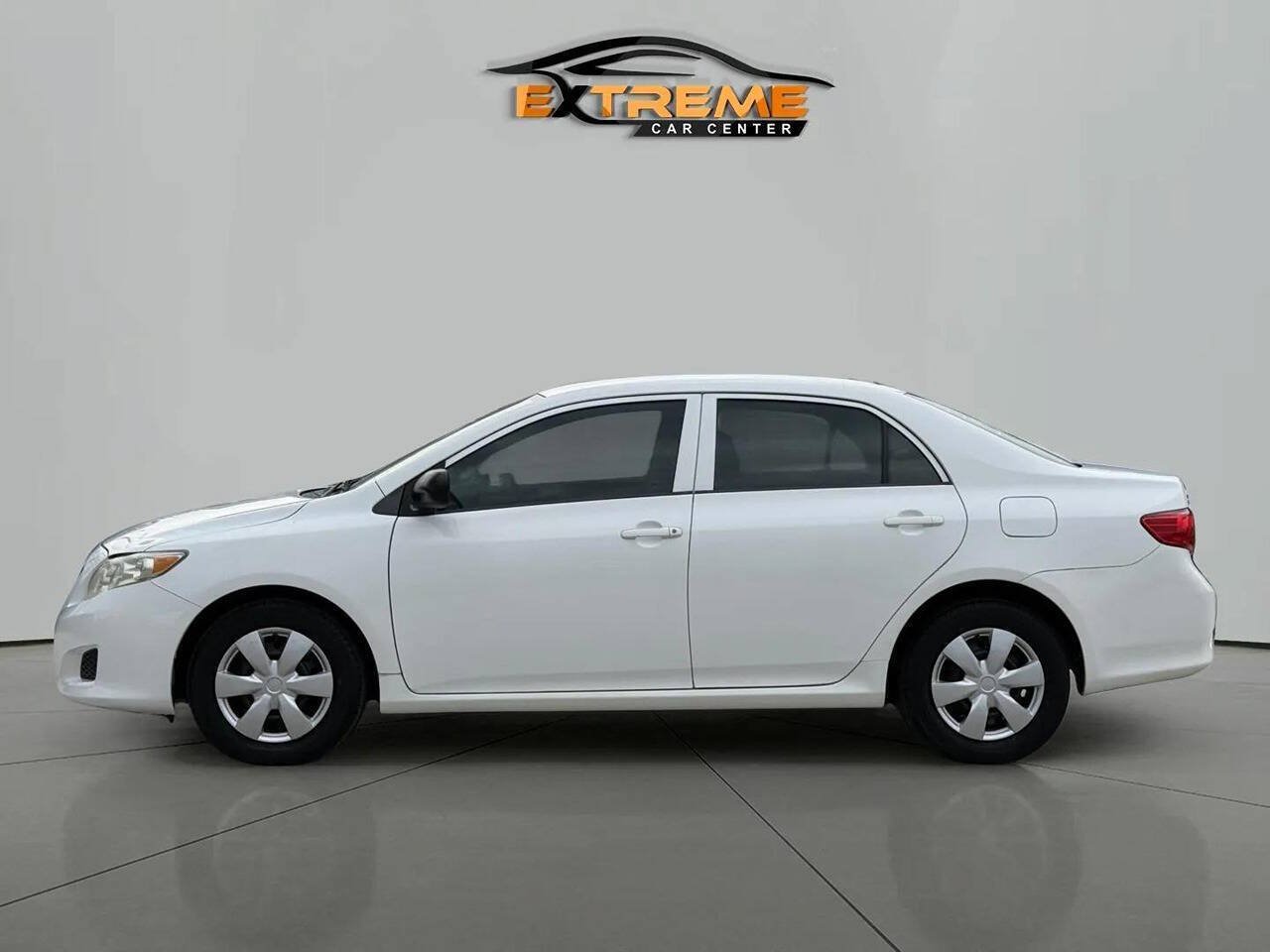 Used 2009 Toyota Corolla FWD image 3