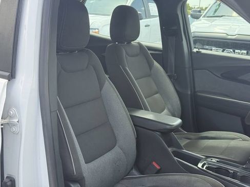 Used 2023 Chevrolet TrailBlazer LS AWD/4WD image 18