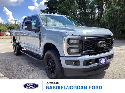 New 2025 Ford F250 Lariat w/ Black Appearance Package