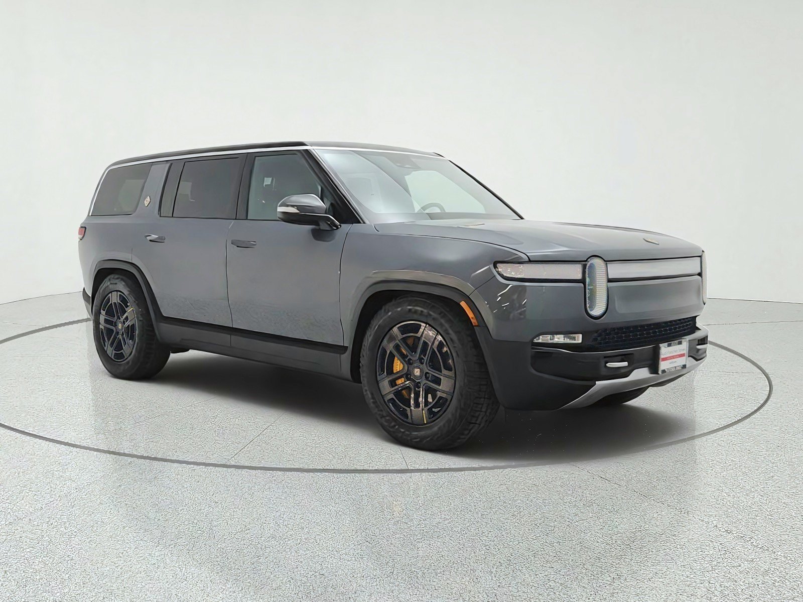 Used 2023 Rivian R1S Launch Edition Quad AWD/4WD image 3
