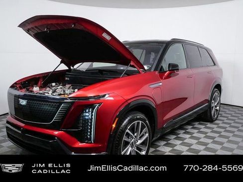 Certified 2026 Cadillac Vistiq Sport w/ LPO, Floor Liner Package image 31