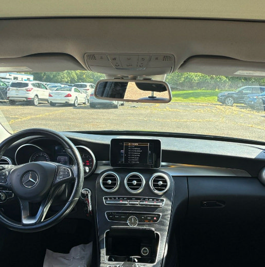 Used 2016 Mercedes-Benz C 300 4MATIC Sedan image 3