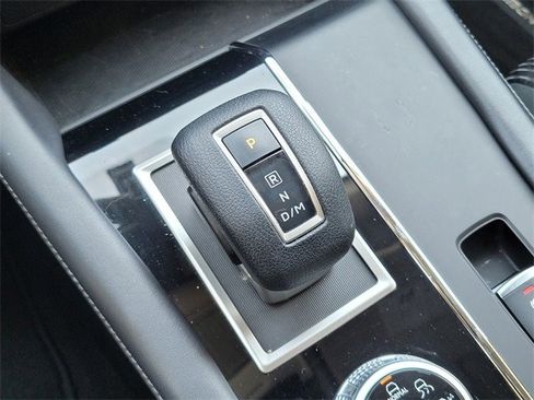 Used 2023 Mitsubishi Outlander ES image 21