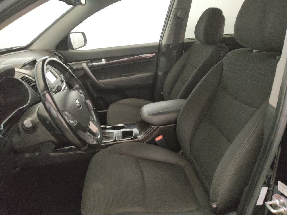 Used 2014 Kia Sorento LX AWD/4WD image 17