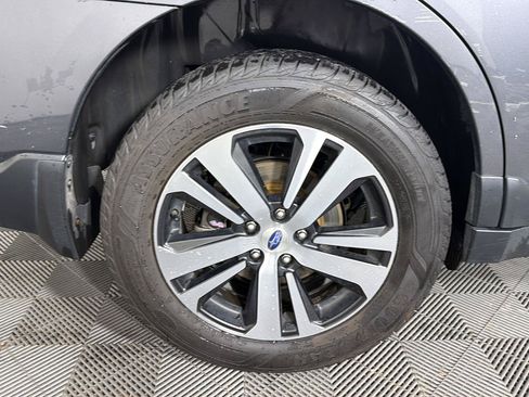 Used 2018 Subaru Outback 2.5i Limited AWD/4WD image 5