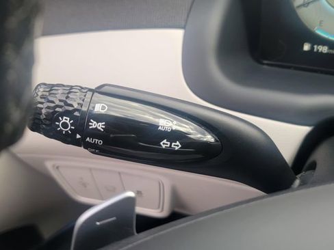 Used 2022 Hyundai Tucson Limited image 16