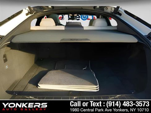 Used 2022 BMW X6 xDrive40i w/ Executive Package image 28