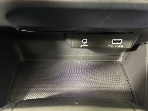 Certified 2025 Subaru Impreza 2.0i image 21