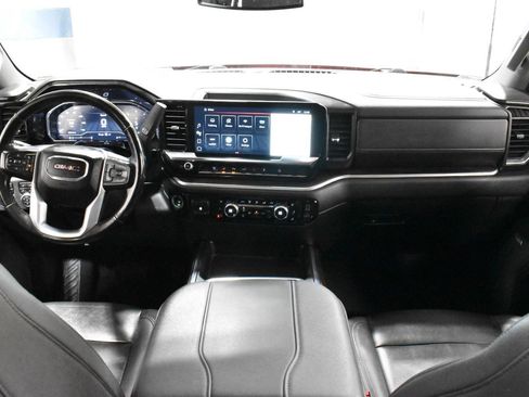 Used 2024 GMC Sierra 2500 SLT w/ SLT Convenience Package image 7