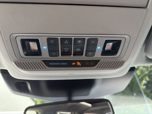 Used 2022 Ford Explorer Limited w/ Equipment Group 301A RWD image 89