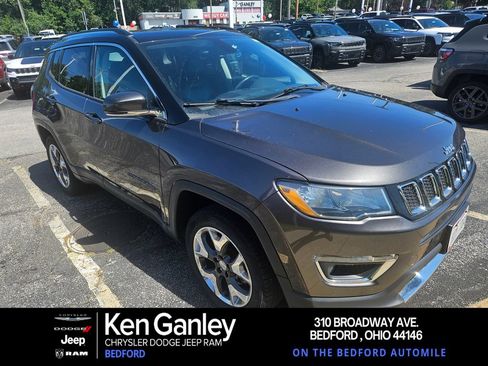 Used 2018 Jeep Compass Limited w/ Navigation Group AWD/4WD image 1