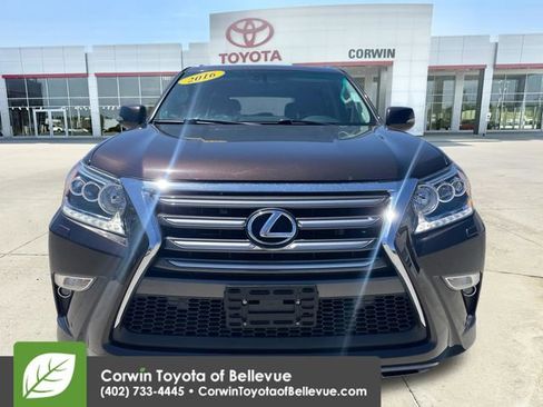 Used 2016 Lexus GX 460 w/ Premium Package AWD/4WD image 8