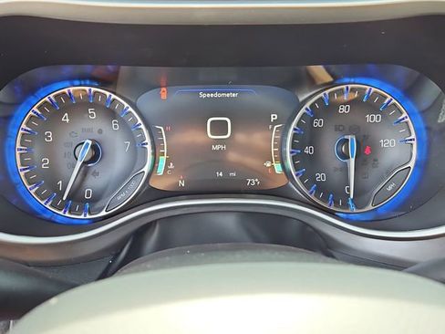 New 2026 Chrysler Pacifica Select image 19