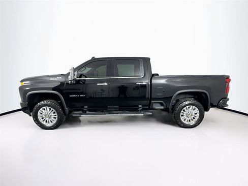 Used 2022 Chevrolet Silverado 3500 High Country w/ Safety Package II image 13