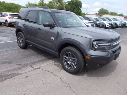 Used 2025 Ford Bronco Sport Big Bend w/ Convenience Package AWD/4WD image 2