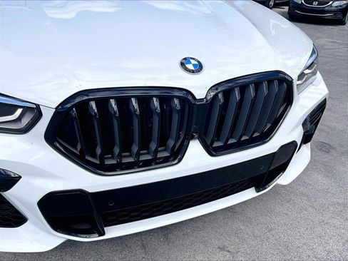 Used 2023 BMW X6 xDrive40i w/ M Sport Package image 30