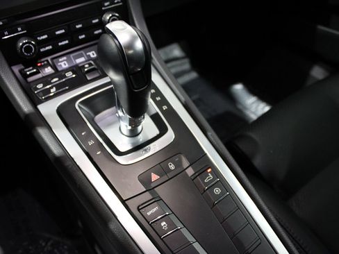 Used 2018 Porsche 718 Cayman image 34