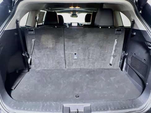 Used 2026 Toyota Highlander XLE AWD/4WD image 34
