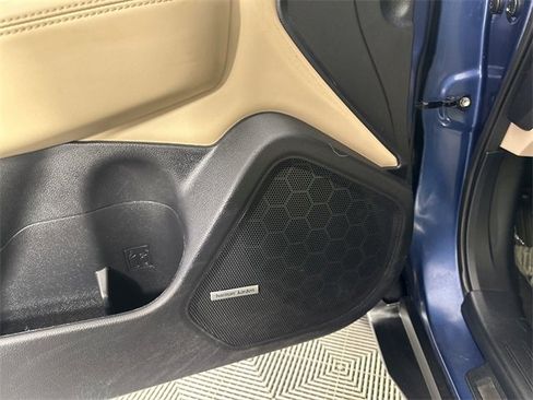 Used 2019 Subaru Outback 3.6R Limited image 21