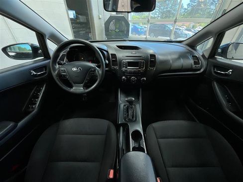 Used 2016 Kia Forte LX image 18