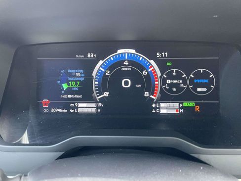 Used 2025 Toyota Sequoia Capstone AWD/4WD image 22