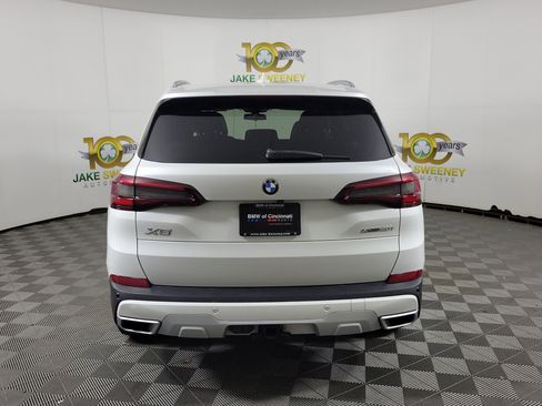Used 2021 BMW X5 xDrive40i w/ Premium Package AWD/4WD image 6