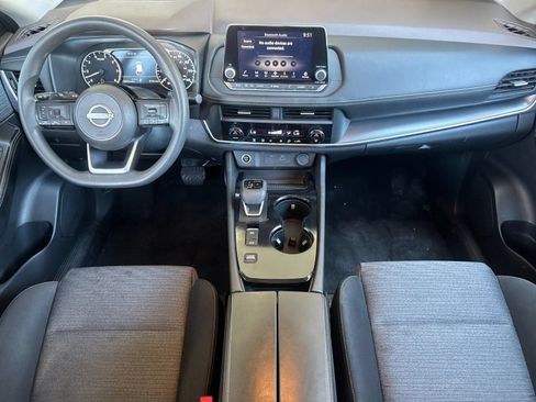 Used 2023 Nissan Rogue SV FWD image 15