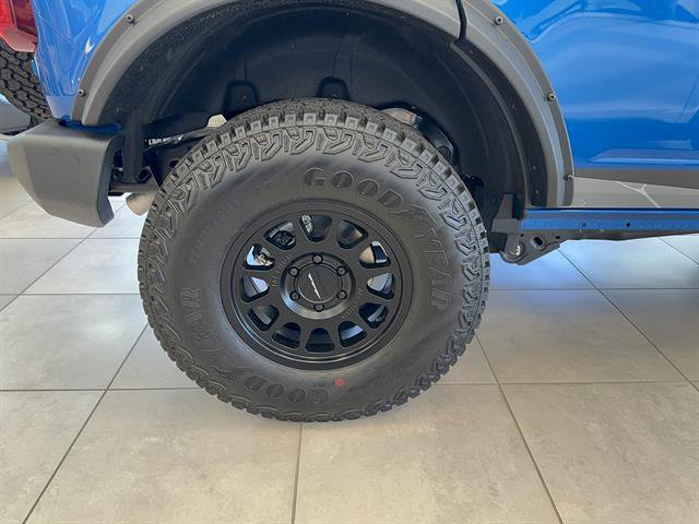 Used 2025 Ford Bronco 4-Door AWD/4WD image 9