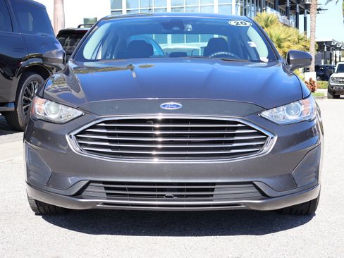 Used 2020 Ford Fusion SE image 12