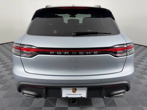 Certified 2024 Porsche Macan AWD/4WD image 13