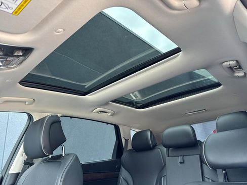 New 2026 Genesis GV80 2.5T Prestige image 18