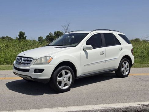 Used 2008 Mercedes-Benz ML 350 4MATIC image 2