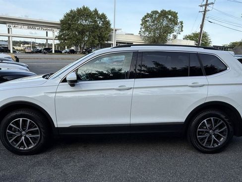 Used 2018 Volkswagen Tiguan SE AWD/4WD image 11