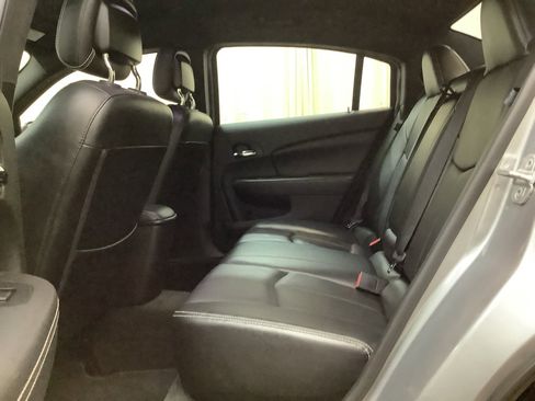 Used 2013 Chrysler 200 Limited image 27