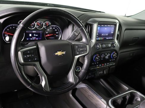 Used 2020 Chevrolet Silverado 1500 LTZ w/ LTZ Convenience Package image 23