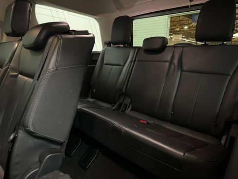 Used 2024 Ford Expedition XLT RWD image 54