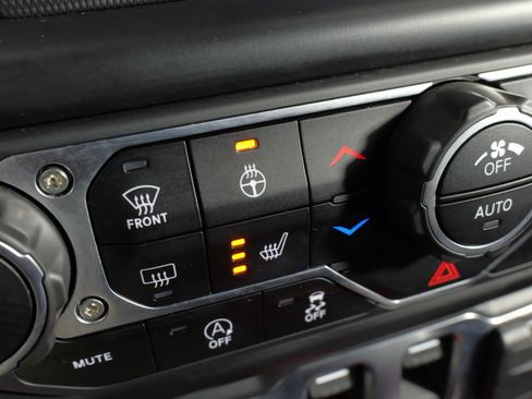 Used 2020 Jeep Wrangler Rubicon AWD/4WD image 40