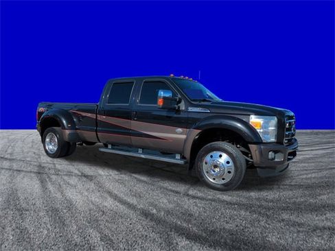 Used 2015 Ford F450 King Ranch w/ King Ranch Chrome Package image 2